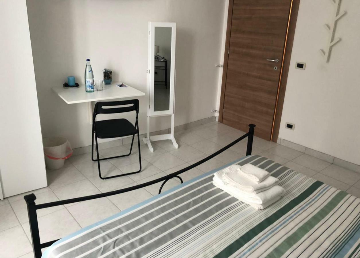 B&B "Il Vicoletto" Итри Экстерьер фото